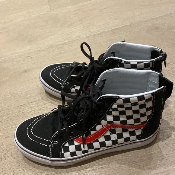 Red and black checkered high top Vans. Size US 5.5 kids. Perfect shape. - Picture 1 of 4